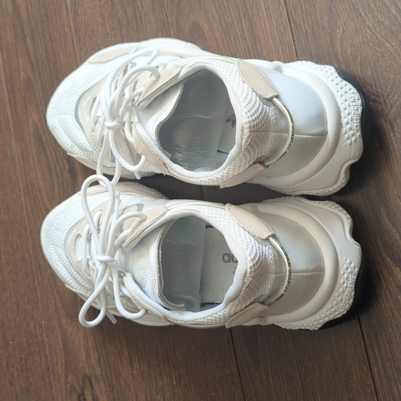 Adidas Originals Ozweego Sneakers - Picture 7 of 15